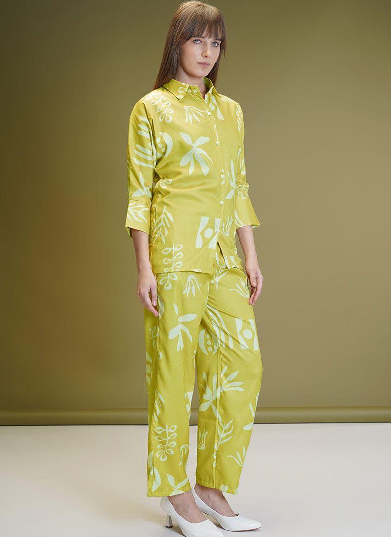Trendy Printed Co-Ord Set with Stylish Relaxed Fit for Elegant Casual & Vacation Looks.