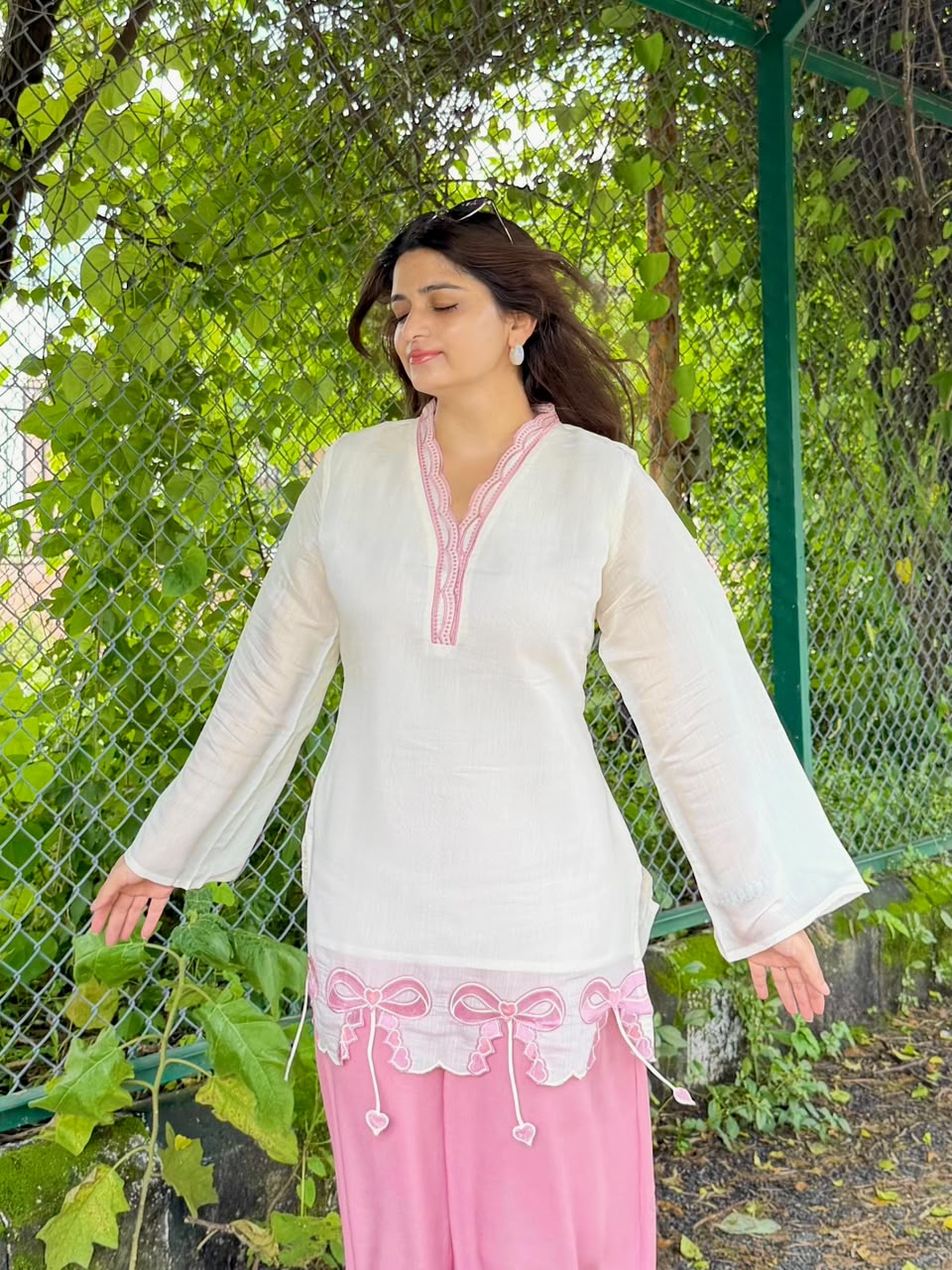 Women’s White & Pink Designer Kurta Pant Set | Embroidered Straight Kurti with Pink Palazzo Pants - Vastra